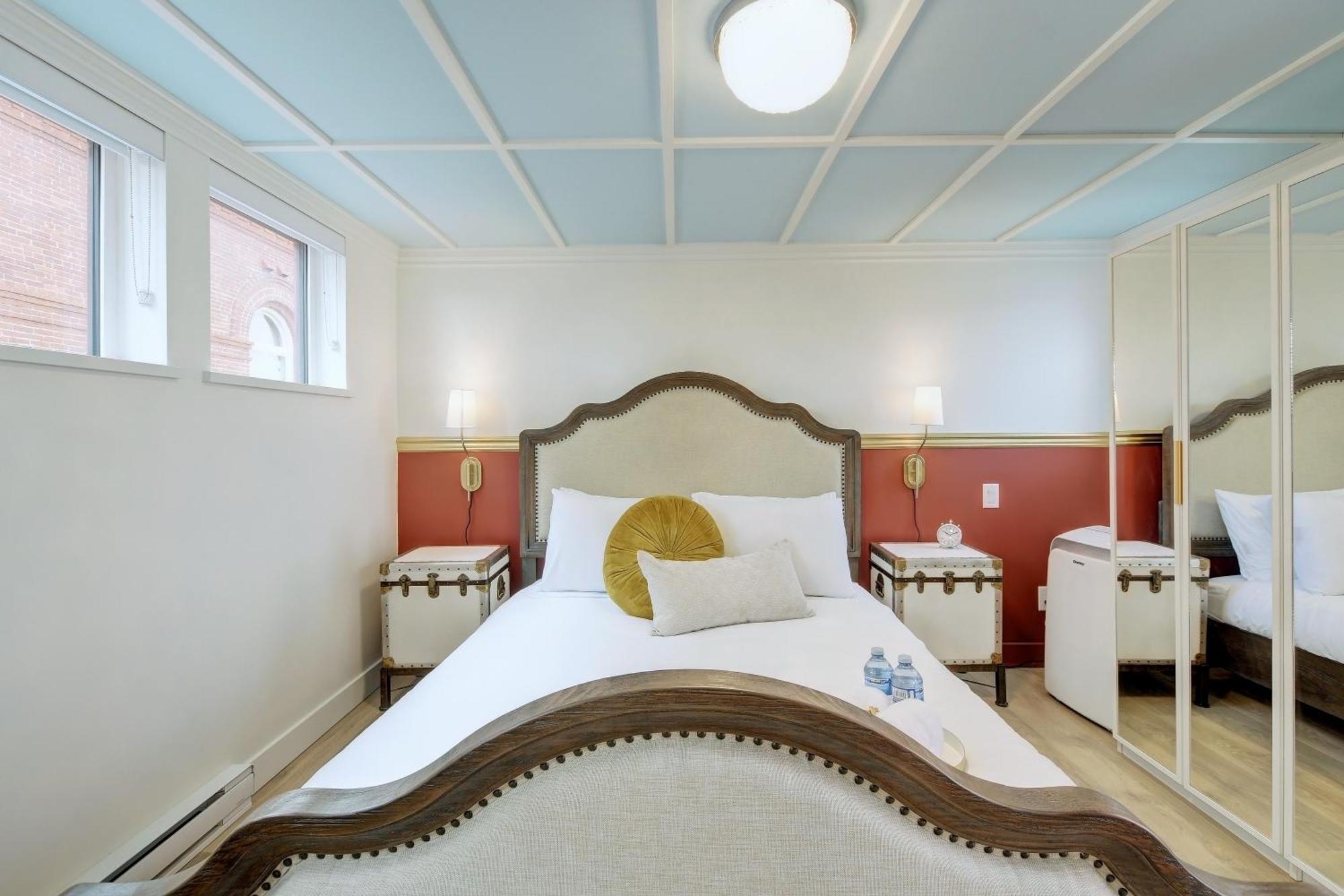 Victoria'S Parliamentary Suite With Private Rooftop Patio & Harbour View Εξωτερικό φωτογραφία