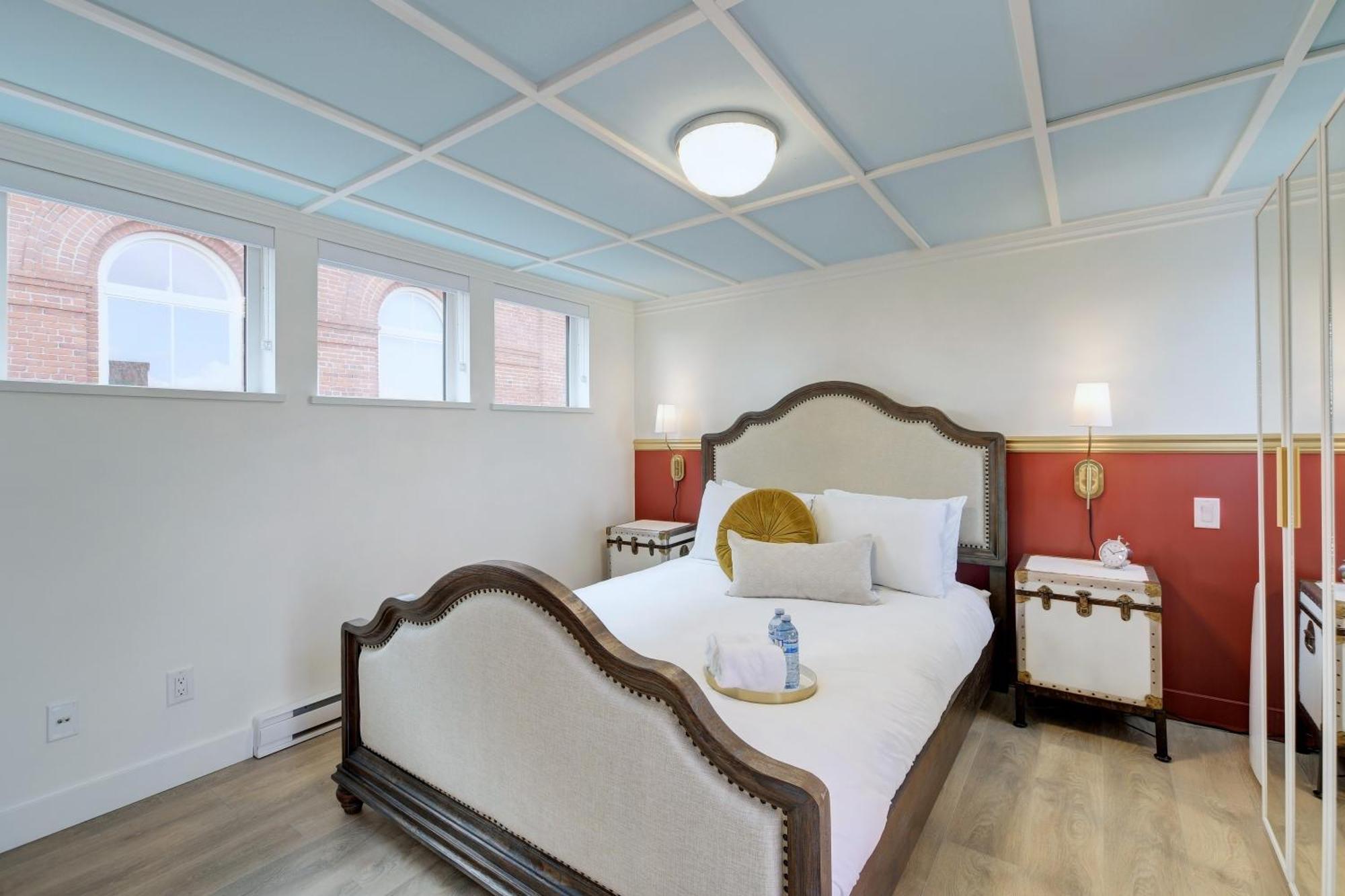 Victoria'S Parliamentary Suite With Private Rooftop Patio & Harbour View Εξωτερικό φωτογραφία